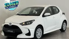 Gebruikt 2022 Toyota Yaris Hybrid Active Hatchback | € 20.495 (Eerlijke prijs)