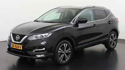Zwart Gebruikt 2019 Nissan Qashqai N-Connecta SUV | € 20.090 (Eerlijke prijs)