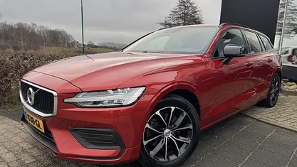 Occasion Volvo V60 Momentum 163 PK (119 kW) 2021 Oranje Stationwagen