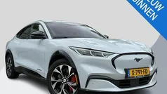 Wit Gebruikt 2023 Ford Mustang Mach-E Premium SUV | € 36.900 (Eerlijke prijs)
