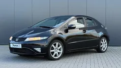 Zwart Gebruikt 2010 Honda Civic Hatchback | € 5.999 (Eerlijke prijs)
