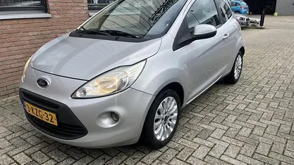 Grijs Gebruikt 2010 Ford Ka Limited Hatchback | € 2.750 (Eerlijke prijs)