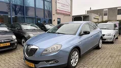 Blauw Gebruikt 2009 Lancia Delta Hatchback | € 4.999 (Eerlijke prijs)