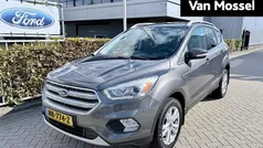 Grijs Gebruikt 2017 Ford Kuga Trend SUV | € 15.845 (Eerlijke prijs)
