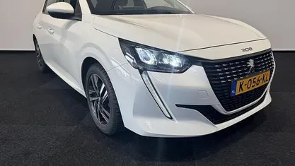 Occasion 2021 Peugeot 208 Allure Hatchback | € 9.999 (Goede deal)