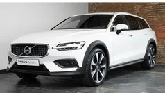 Gebruikt 2018 Volvo V60 CC Pro Stationwagen | € 34.950 (Eerlijke prijs)
