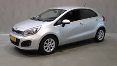 Grijs Gebruikt 2013 Kia Rio Plus Hatchback | € 5.350 (Eerlijke prijs)