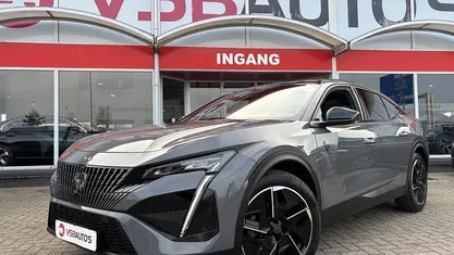 Grijs Occasion 2023 Peugeot 408 GT Hatchback | € 24.950 (Goede deal)