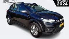 Gebruikt 2023 Dacia Sandero Expression Hatchback | € 16.995 (Eerlijke prijs)