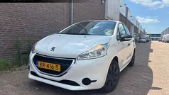 Wit Gebruikt 2013 Peugeot 208 Active Hatchback | € 4.495 (Eerlijke prijs)