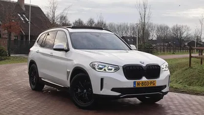 Gebruikt 2021 BMW iX3 Executive SUV | € 31.490 (Goede deal)