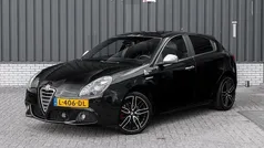 Zwart Gebruikt 2012 Alfa Romeo Giulietta Distinctive Hatchback | € 7.950 (Eerlijke prijs)