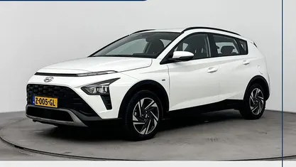 Atlas white (saw) Gebruikt 2024 Hyundai Bayon Comfort SUV | € 20.900 (Eerlijke prijs)