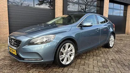 Occasion Volvo V40 Summum 180 PK (132 kW) 2012 Hatchback