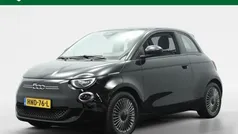 Zwart Gebruikt 2022 Fiat 500e Icon Hatchback | € 17.245 (Eerlijke prijs)