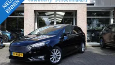 Zwart Gebruikt 2016 Ford Focus Titanium Stationwagen | € 8.940 (Eerlijke prijs)