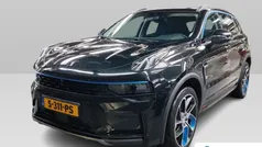 Zwart Gebruikt 2023 Lynk & Co 01 SUV | € 27.395 (Eerlijke prijs)