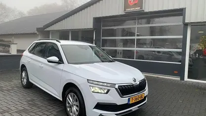 Wit Gebruikt 2023 Skoda Kamiq Ambition SUV | € 22.950 (Eerlijke prijs)
