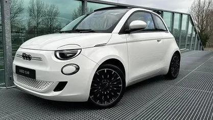 Wit Occasion 2022 Fiat 500C Icon Cabriolet | € 19.950 (Eerlijke prijs)
