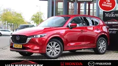 Soul red chrysthal (rood metallic) Gebruikt 2022 Mazda CX-5 Signature SUV | € 35.900 (Eerlijke prijs)