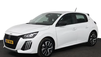 Gebruikt 2025 Peugeot 208 Style Hatchback | € 26.445 (Super prijs)