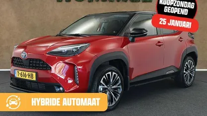 Rood Occasion 2023 Toyota Yaris Cross Executive SUV | € 29.145 (Eerlijke prijs)