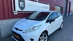Wit Gebruikt 2010 Ford Fiesta Ghia Hatchback | € 3.250 (Eerlijke prijs)