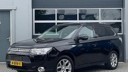 Occasion Mitsubishi Outlander Instyle 121 PK (88 kW) 2014 Zwart SUV
