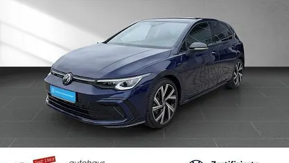 Occasion 2023 VW Golf VIII R-line Hatchback | € 32.183 (Eerlijke prijs)