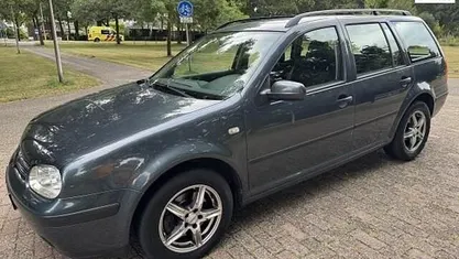 Occasion VW Golf IV Trendline 105 PK (77 kW) 2001 Blauw Stationwagen