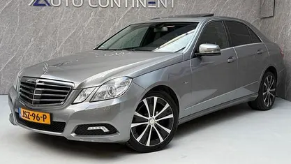 Grijs Gebruikt 2009 Mercedes E350 Avantgarde Sedan | € 9.950 (Super prijs)