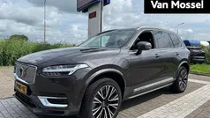 Grijs Gebruikt 2022 Volvo XC90 Plus SUV | € 59.940 (Eerlijke prijs)