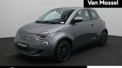 Grijs Gebruikt 2023 Fiat 500e La Prima Hatchback | € 22.900 (Eerlijke prijs)