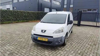 Gebruikt 2010 Peugeot Partner MPV | € 2.250 (Goede deal)