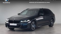 Gebruikt 2022 BMW 530e Comfort Edition Stationwagen | € 44.950 (Eerlijke prijs)