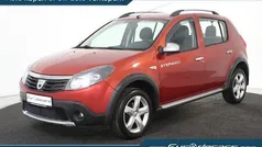 Rood Gebruikt 2010 Dacia Sandero Stepway Hatchback | € 3.800 (Eerlijke prijs)