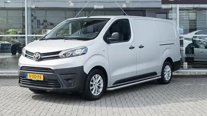 Occasion Toyota Proace Comfort 122 PK (89 kW) 2018 Zilver MPV