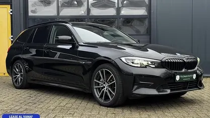 Zwart Gebruikt 2022 BMW 330 Sport Line Stationwagen | € 26.499 (Super prijs)