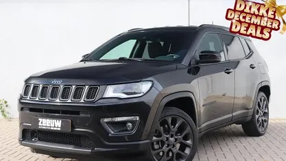 Zwart Gebruikt 2020 Jeep Compass SUV | € 23.900 (Eerlijke prijs)