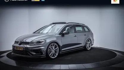 Occasion 2018 VW Golf VII R Stationwagen | € 30.950 (Eerlijke prijs)