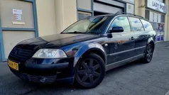 Zwart Gebruikt 2001 VW Passat Stationwagen | € 695 (Eerlijke prijs)