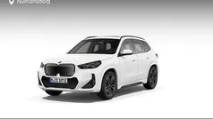 Wit Nieuw 2025 BMW iX1 M Sport SUV | € 59.633 (Goede deal)