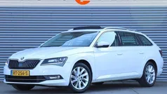 Wit Gebruikt 2018 Skoda Superb Style Stationwagen | € 16.950 (Eerlijke prijs)