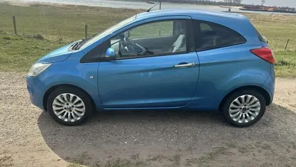 Blauw Gebruikt 2010 Ford Ka Titanium X Hatchback | € 2.250 (Eerlijke prijs)