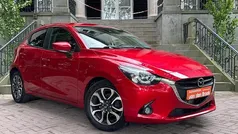 Rood Gebruikt 2016 Mazda 2 Nakama Hatchback | € 10.945 (Goede deal)