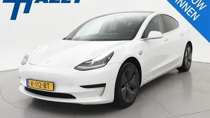 Gebruikt 2020 Tesla Model 3 RWD Sedan | € 18.950 (Eerlijke prijs)