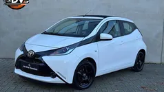 Gebruikt 2016 Toyota Aygo Play Hatchback | € 8.445 (Eerlijke prijs)