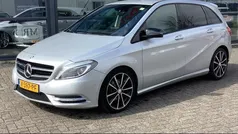 Grijs Gebruikt 2013 Mercedes B180 Ambition MPV | € 9.995 (Eerlijke prijs)
