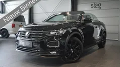 Zwart Gebruikt 2021 VW T-Roc Cabriolet Style Cabriolet | € 32.500 (Goede deal)