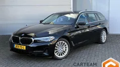 Zwart Gebruikt 2022 BMW 520 Comfort Edition Stationwagen | € 38.845 (Eerlijke prijs)